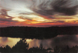 40   HOSSEGOR  Le Lac    Coucher De Soleil          (Scan R/V) N°    9     \MR8023 - Hossegor