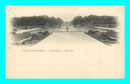 A899 / 325 77 - Palais De Fontainebleau Le Parterre - Fontainebleau