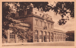 54 TOUL   Façade De La GARE       (Scan R/V) N°    26    \MR8034 - Toul