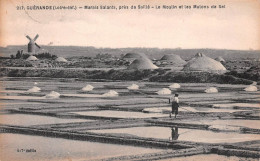 44  Guérande Marais Salants Prés De SAILLE Mulons De Sel   (Scan R/V) N°   21   \MR8028 - Guérande