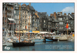 14 HONFLEUR    Le Vieux Bassin   Quai Sainte Catherine  éd Emy (Scan R/V) N°  46   \MR8043 - Honfleur