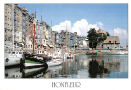 14 HONFLEUR    Le Vieux Bassin  Chalutiers Quai Sainte Catherine LE GOUBEY   (Scan R/V) N°  41   \MR8043 - Honfleur