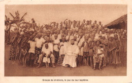 CAMEROUN   EWONDOS Groupe De Chrétiens Un Jour De Baptême          (Scan R/V) N°    66   \MR8053 - Camerun