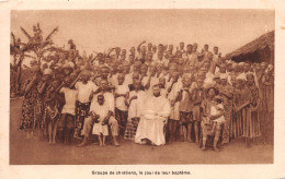 CAMEROUN   EWONDOS Groupe De Chrétiens Un Jour De Baptême          (Scan R/V) N°    66   \MR8053 - Kameroen