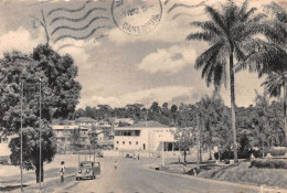 CAMEROUN  Yaoundé La Poste      (Scan R/V) N°    45   \MR8053 - Cameroun