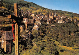 12  Conques-en-Rouergue  Vue Générale Prise De SAINT ROCH        (Scan R/V) N°     46    \MR8052 - Autres & Non Classés