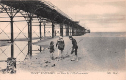 14  TROUVILLE   Sous La Jetée-promenade      (Scan R/V) N°   17   \MR8049 - Trouville