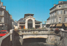 14 BAYEUX   La Halle Aux Poissons     (Scan R/V) N°   7   \MR8046 - Bayeux