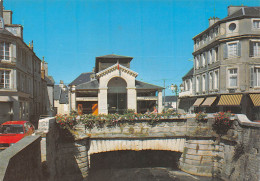 14 BAYEUX   La Halle Aux Poissons  éd Artaud   (Scan R/V) N°   8   \MR8046 - Bayeux