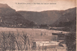 01  NANTUA   Barque Dans Un Coin Du Lac Et La Ville Coupée à Gauche  (Scan R/V) N°   42   \MR8059 - Nantua