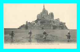 A891 / 263 50 - LE MONT SAINT MICHEL Pêcheurs Des Greves Et Coquetieres - Le Mont Saint Michel