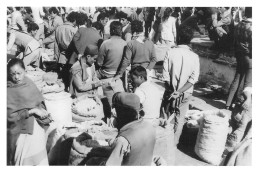 NEPAL KATMANDOU Le Marché D'Ason Tole En 1984  Katmandhu Katmandu KATHMANDU N°  83 \MR8073 - Nepal