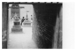 NEPAL KATMANDOU Placette Vers  Indra Chowk Année 1984  Katmandhu  Katmandu N°  20   \MR8073 - Nepal