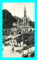 A891 / 439 65 - LOURDES Basilique Et Esplanade - Lourdes