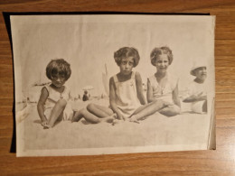 19454. Fotografia D'epoca Bambini In Posa Al Mare Aa '40 Italia - 21,5x14,5 - Anonymous Persons