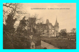 A885 / 521 16 - LA ROCHEFOUCAULD Chateau Le Vieux Puits Et La Vasque - Other & Unclassified