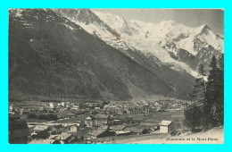 A884 / 357 74 - CHAMONIX Et Le Mont Blanc - Chamonix-Mont-Blanc