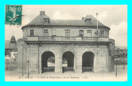 A874 / 255 59 - DOUAI Porte De Valenciennes Coté Du Faubourg - Douai
