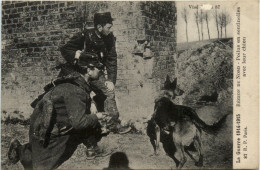 Guerre 1914-1915 - Poilus En Sentinelles Avec Leur Chien - Guerra 1914-18