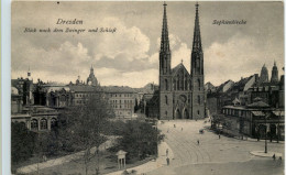 Dresden, Sophienkirche, Blick Nach Dem Zwinger Und Schloss - Dresden