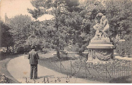 PARIS - Une Allée Du Jardin Du Luxembourg - Très Bon état - District 06