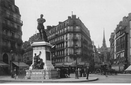 PARIS - La Statue D'Etienne Dolet - Très Bon état - District 06