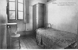 PARIS - Ecole Normale D'Instituteurs - Une Chambre D'Elève Maître - Très Bon état - Paris (16)