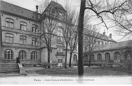 PARIS - Ecole Normale D'Instituteurs - La Cour Intérieure - Très Bon état - Distretto: 16