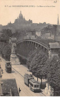 PARIS - Montmartre - Le Métro Et Le Sacré Coeur - Très Bon état - Paris (18)