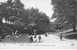 PARIS - Le Parc Des Buttes Chaumont - Une Allée - Très Bon état - Distretto: 18