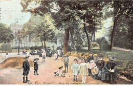 PARIS - Parc Monceau - Sous Les Ombrages - Très Bon état - Paris (08)