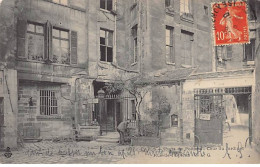 PARIS - Puits De Poitiers - Cour Du Jardinet - Rue De L'Eperon - Très Bon état - Arrondissement: 06