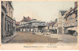 MAGNY EN VEXIN - Place Des Halles - Très Bon état - Magny En Vexin