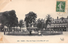 PARIS - Place Des Vosges, Le Jet D'Eau - état - Distrito: 04