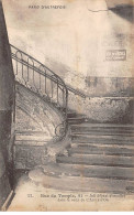 PARIS D'Autrefois - Rue Du Temple - Joli Départ D'escalier Dans La Cour De L'Aigle D'Or - Très Bon état - Paris (04)