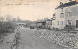 PRESLES - Le Pont Du Chemin De Fer - Très Bon état - Presles