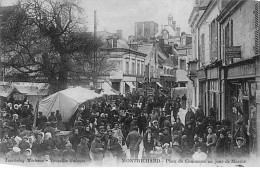 MONTRICHARD - Place Du Commerce Un Jour De Marché - Très Bon état - Montrichard