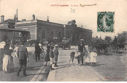 MANTES LA JOLIE - La Gare - état - Mantes La Jolie