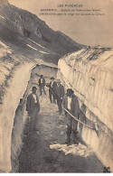 GAVARNIE - Equipe De Cantonniers Faisant Une Tranchée Dans La Neige Sur La Route Du Cirque - Très Bon état - Gavarnie