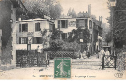 LOUVECIENNES - Le Passage à Niveau - Très Bon état - Louveciennes