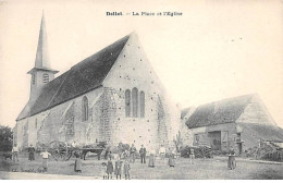 DOLLOT - La Place Et L'Eglise - Très Bon état - Other & Unclassified