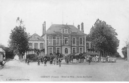 CHEROY - Hôtel De Ville - Sortie Des Ecoles - Très Bon état - Cheroy
