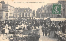 DIEPPE - La Place Nationale Un Jour De Marché - Très Bon état - Dieppe