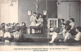 PARIS - Cours Normal Catholique D'Enseignement Ménager - Cours De Pansements - Rue Bertrand - Très Bon état - Arrondissement: 07