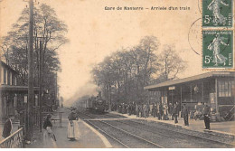 Gare De NANTERRE - Arrivée D'un Train - Très Bon état - Nanterre