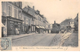 LIVRY - Place De La Fontaine à L'arrivée Du Train - Très Bon état - Livry Gargan