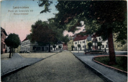 Sandersleben - Partie Am Sedanplatz Mit Kriegerdenkmal - Arnstein - Mansfeld