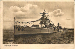 Kriegsschiffe Im Hafen - 3. Reich - Warships