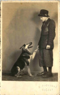 Ricany - Mann Mit Schäferhund - Böhmen Und Mähren