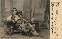 Femme Turque Sur Divan - Turkey